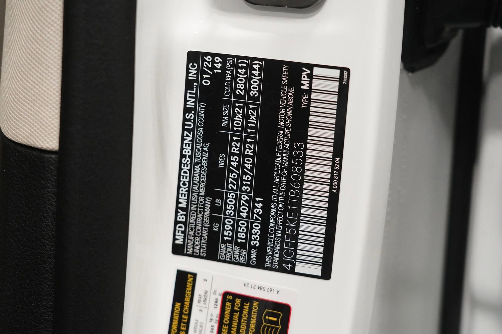 New 2026 Mercedes-Benz GLS 450 4MATIC image 36