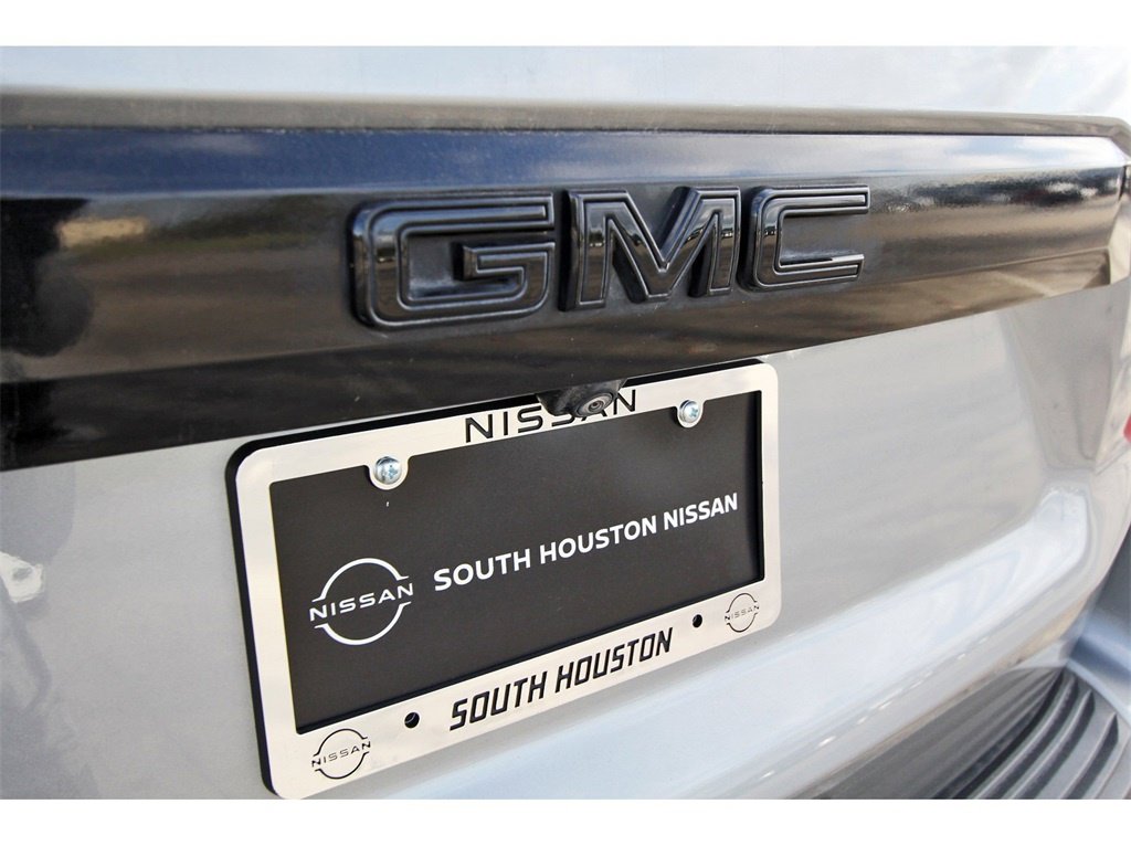 Used 2024 GMC Yukon XL SLE w/ Gmc Pro Safety Plus Package image 26