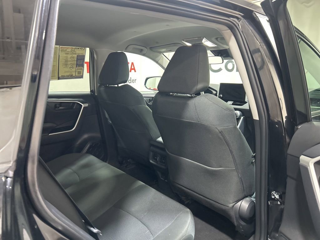 Used 2025 Toyota RAV4 LE image 15