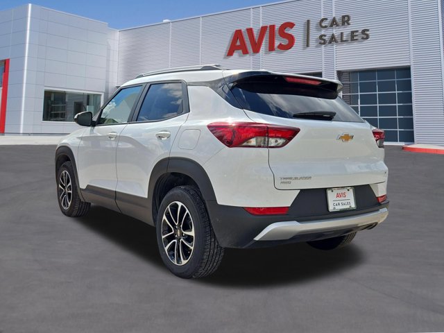 Used 2025 Chevrolet TrailBlazer LT AWD/4WD image 8