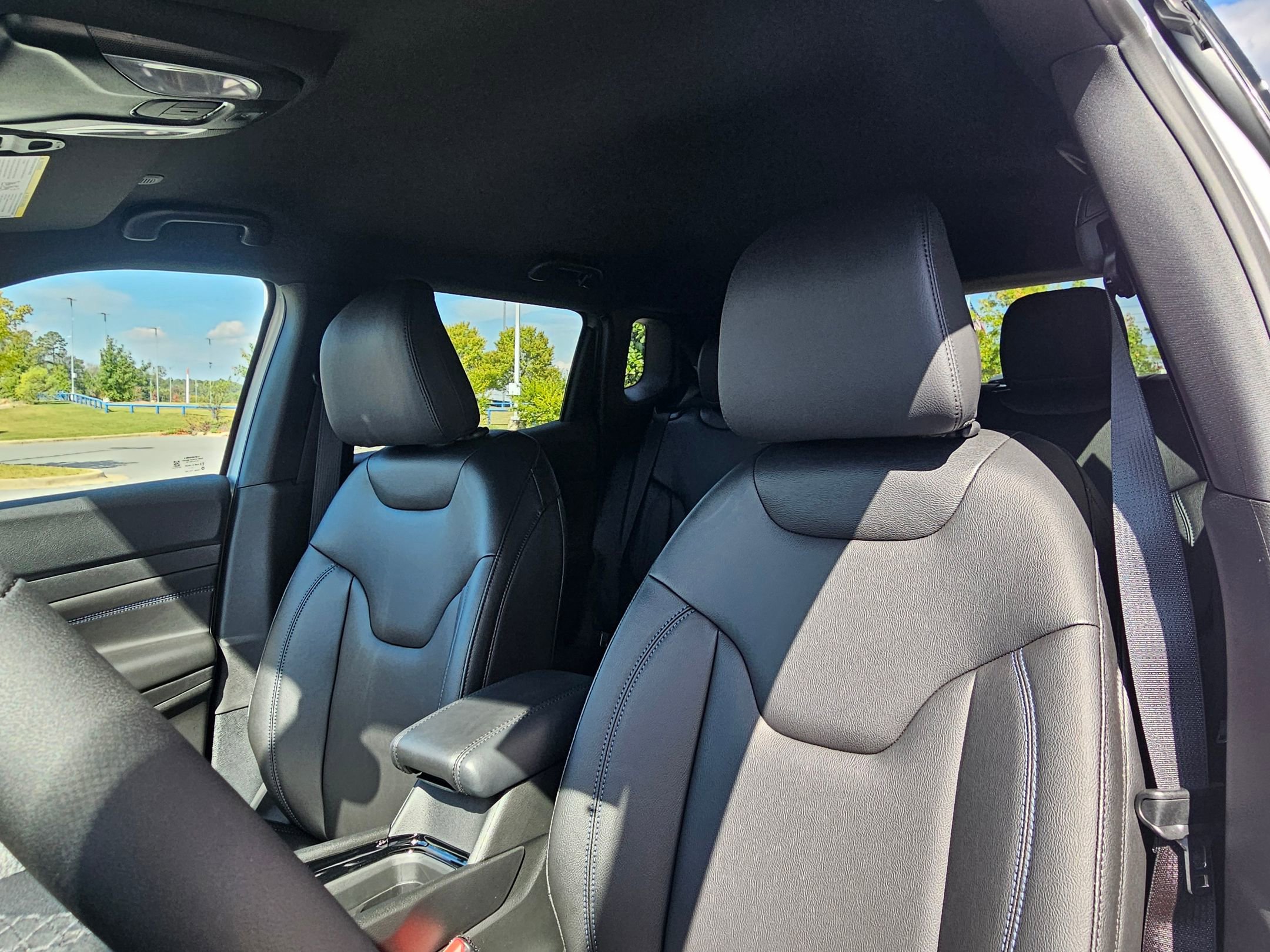 New 2026 Jeep Compass Limited image 20