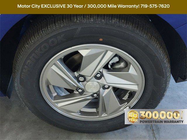 New 2025 Hyundai Elantra SE image 24