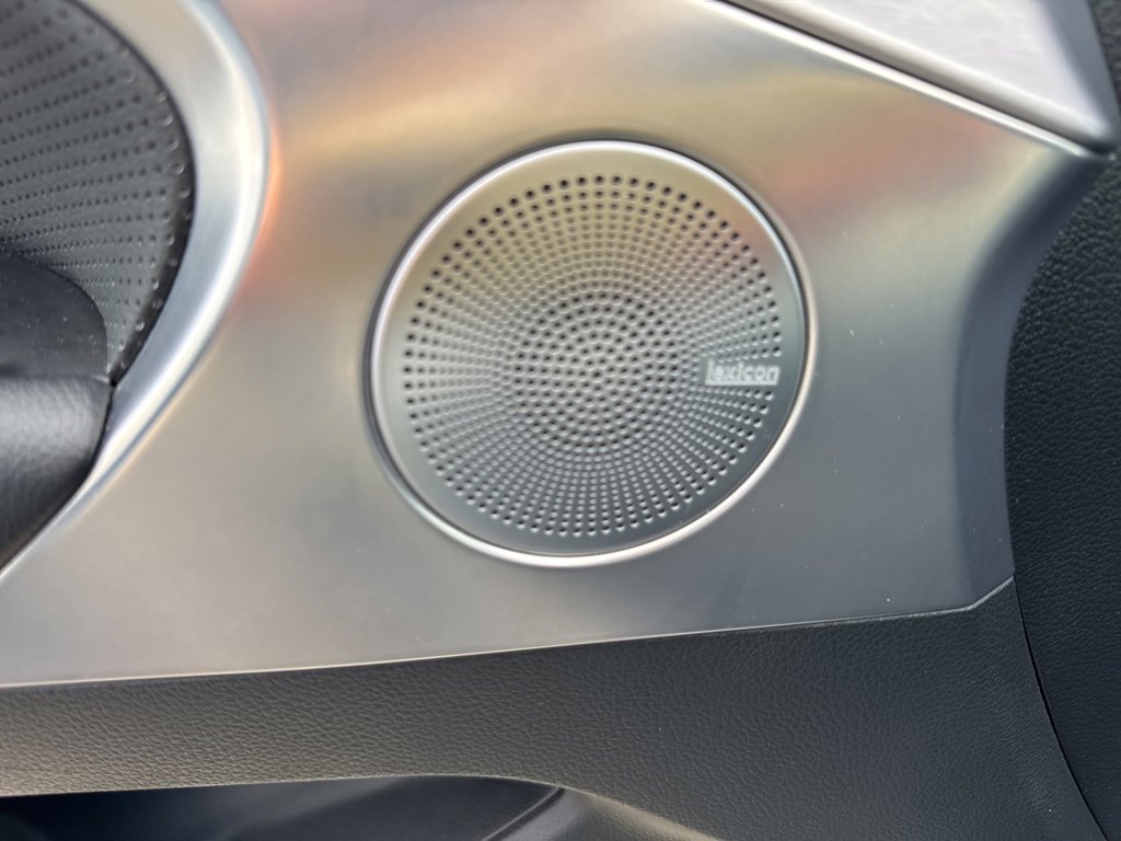 Used 2019 Genesis G70 2.0T Advanced w/ Elite Package image 21