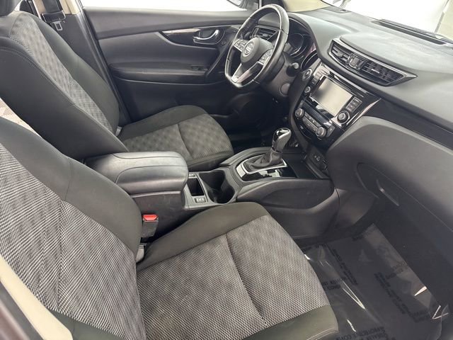 Used 2021 Nissan Rogue Sport SV image 23