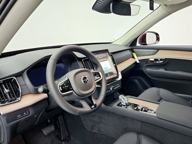 New 2025 Volvo XC90 T8 Plus w/ Protection Package Premier image 20