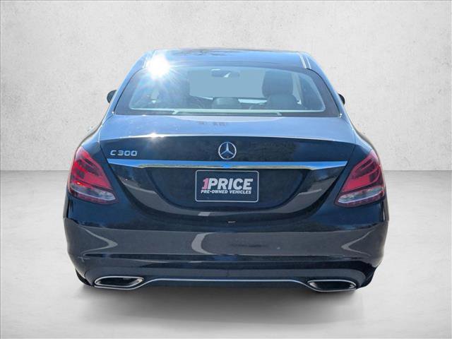 Used 2015 Mercedes-Benz C 300 Sedan image 7
