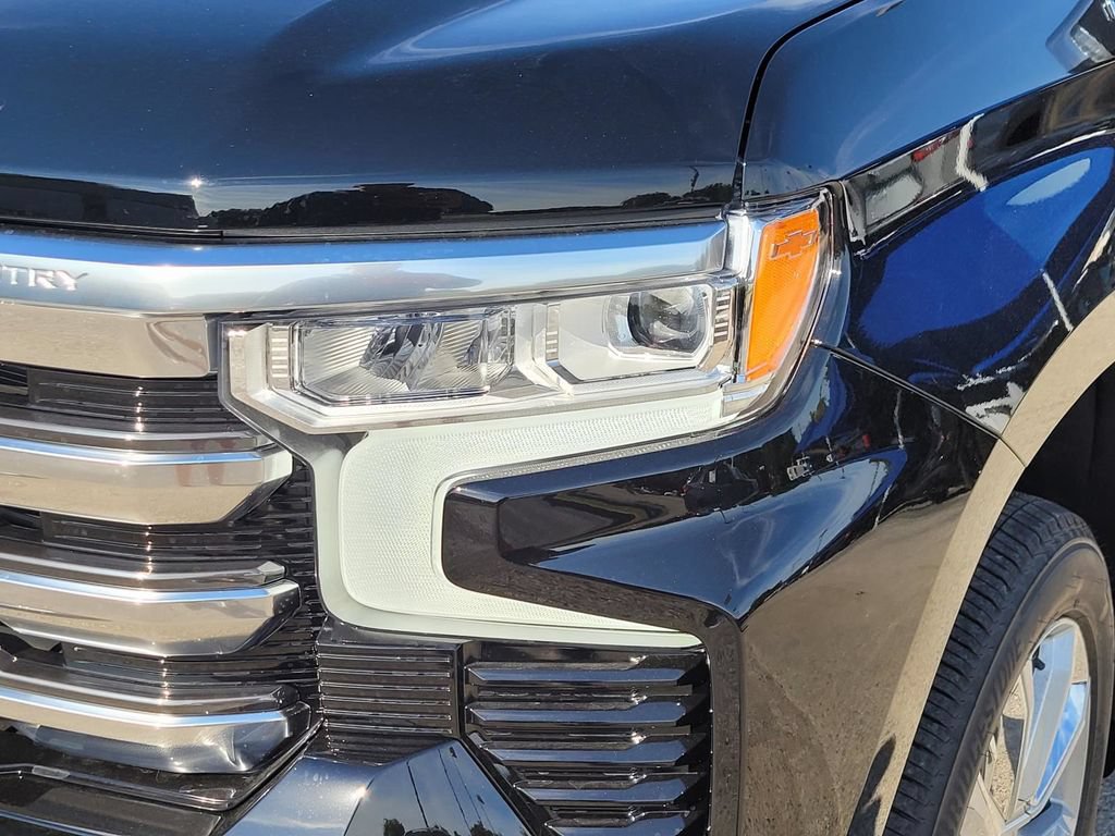 New 2026 Chevrolet Silverado 1500 High Country AWD/4WD image 5