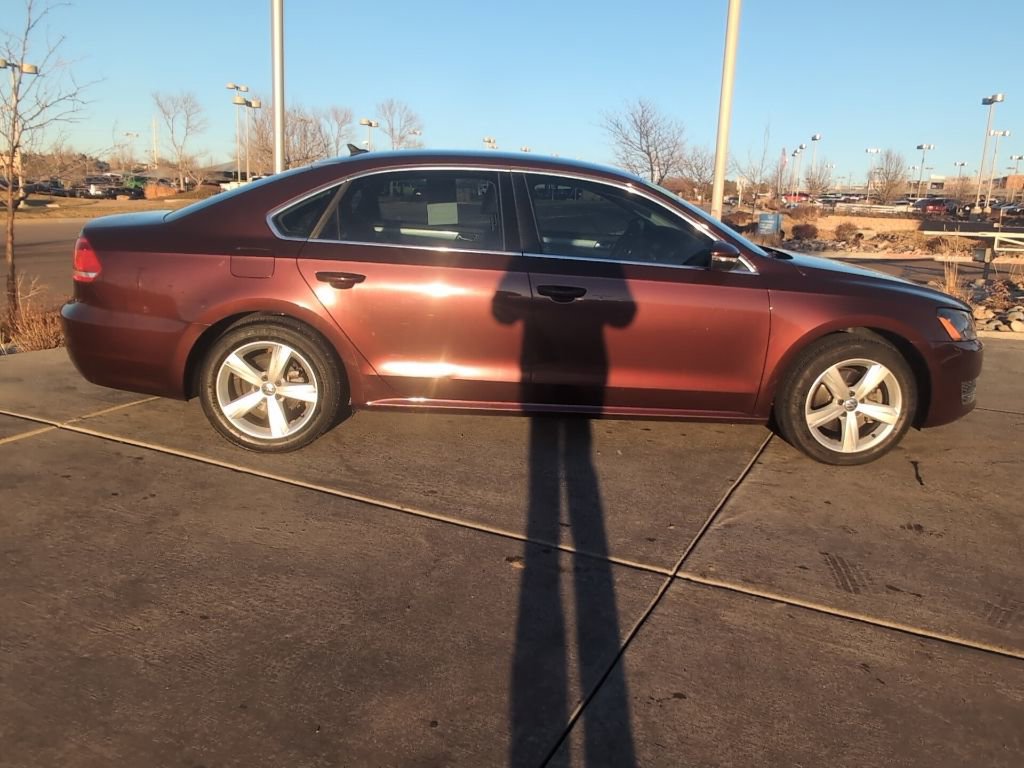 Used 2012 Volkswagen Passat 2.5 SE image 9
