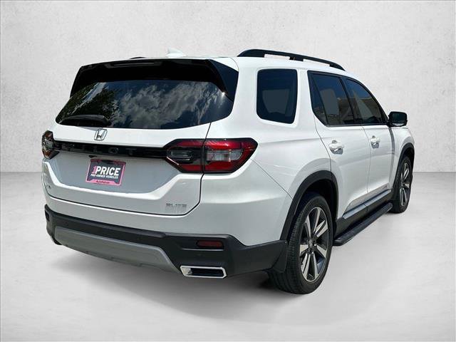 Used 2024 Honda Pilot Elite image 5