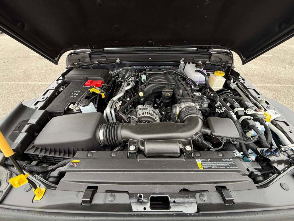 New 2026 Jeep Gladiator Sport image 18