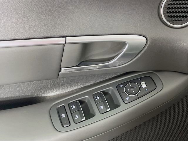 Used 2020 Hyundai Sonata SEL w/ Cargo Package image 18