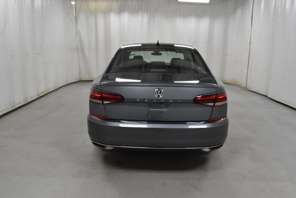 Used 2020 Volkswagen Passat 2.0T SEL image 6
