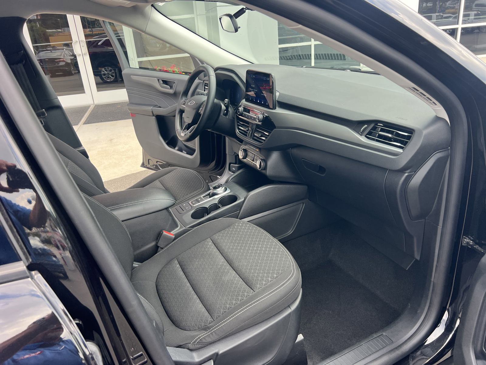 Used 2024 Ford Escape Active image 26