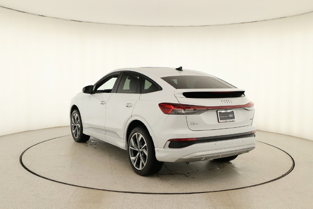 Used 2023 Audi Q4 e-tron Premium Plus AWD/4WD image 4