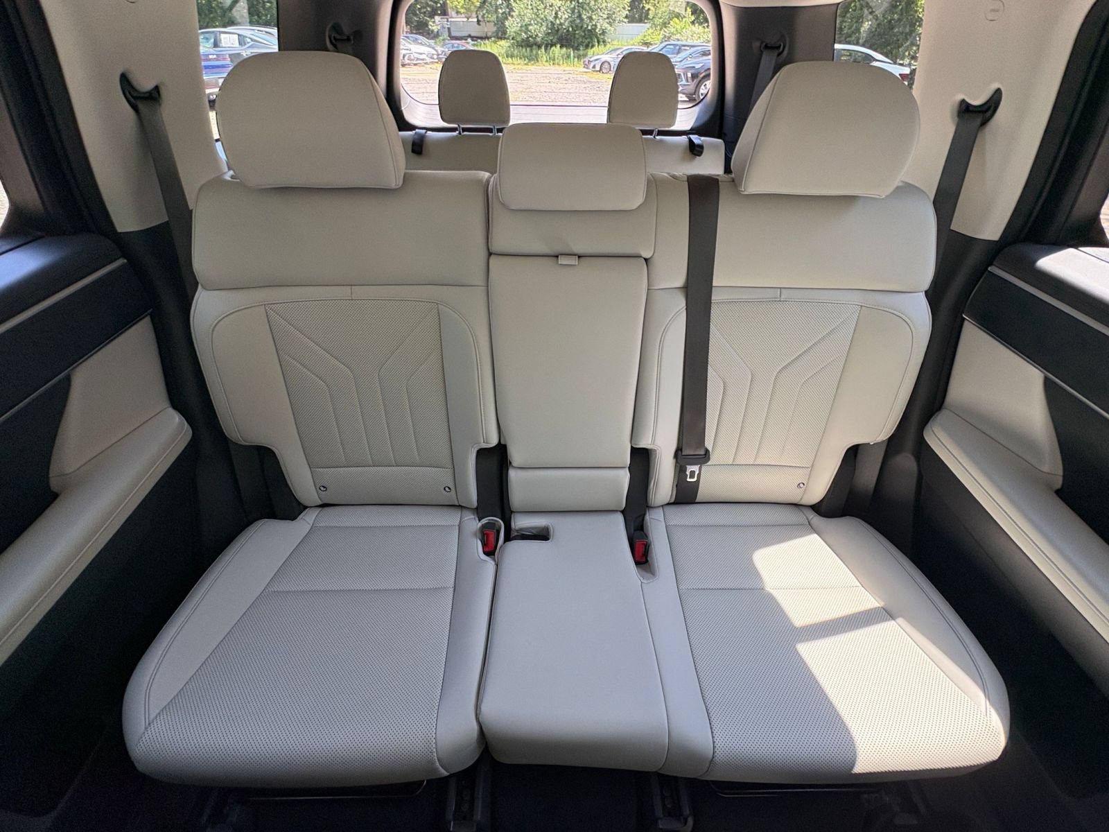 Used 2026 Hyundai Santa Fe SEL FWD image 37