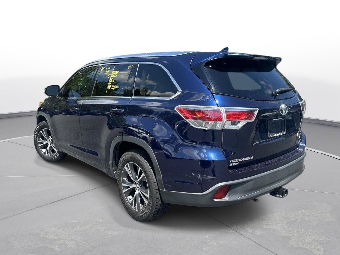 Used 2016 Toyota Highlander XLE FWD image 8