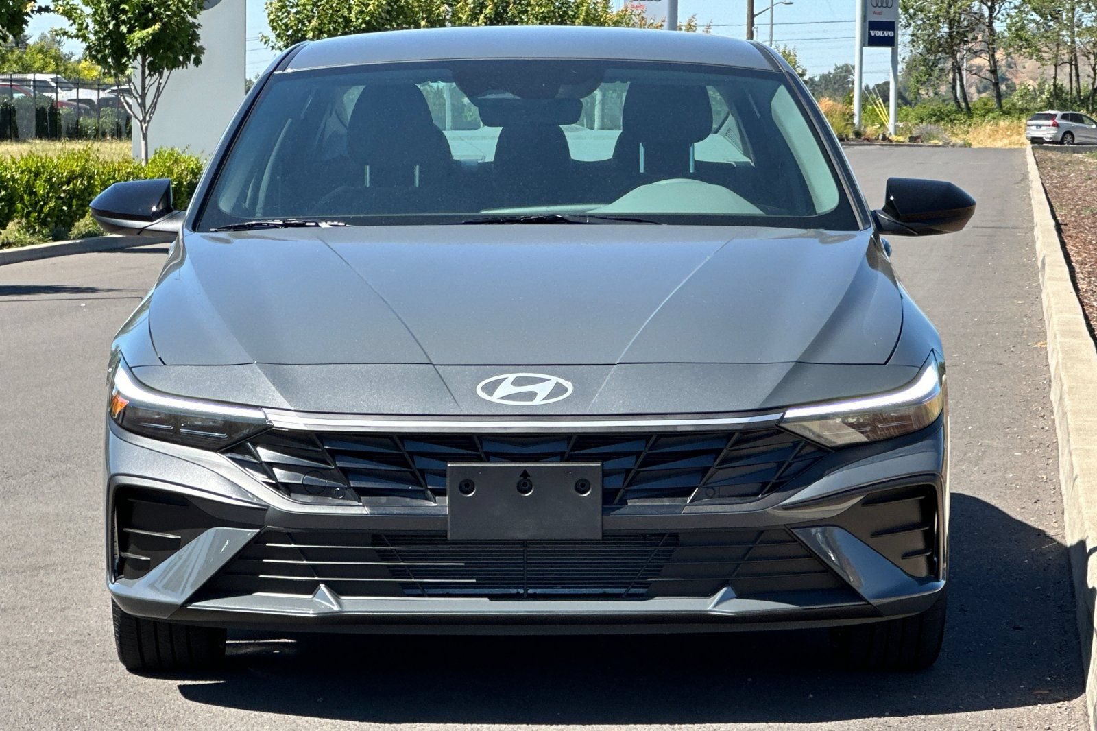 New 2026 Hyundai Elantra Sport FWD image 8
