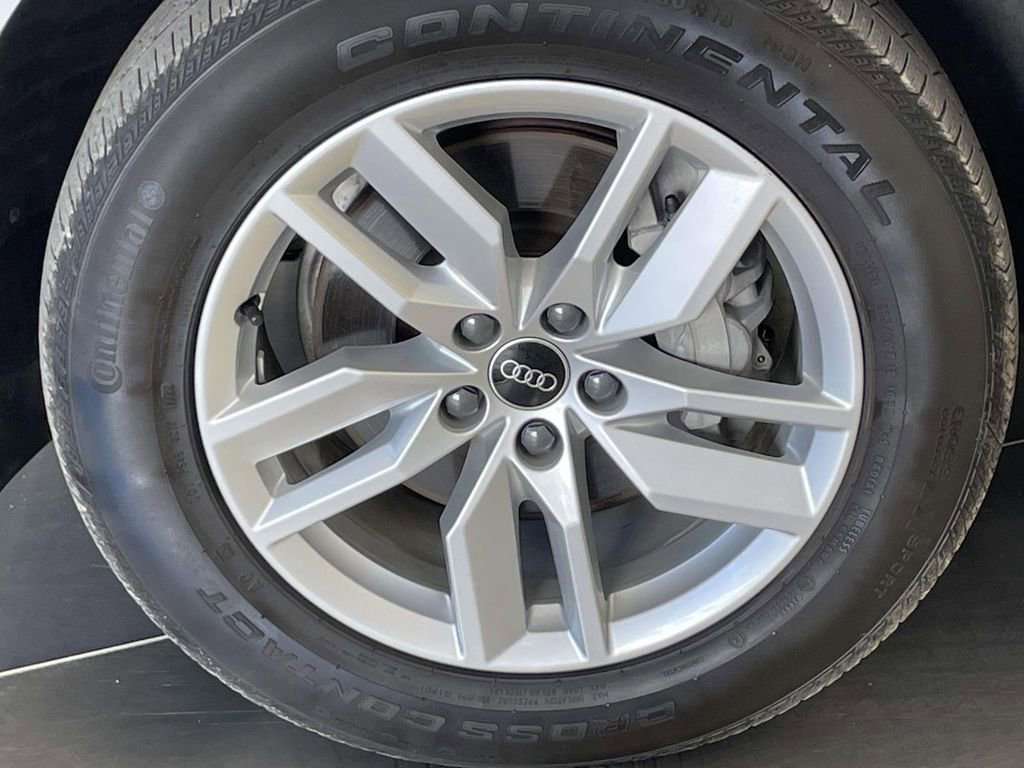 Used 2022 Audi Q5 2.0T Premium image 11
