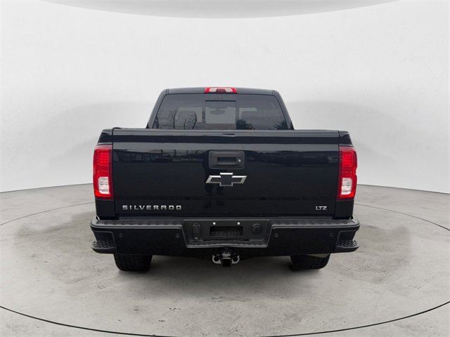 Used 2017 Chevrolet Silverado 1500 LTZ Z71 w/ Realtree Edition image 4