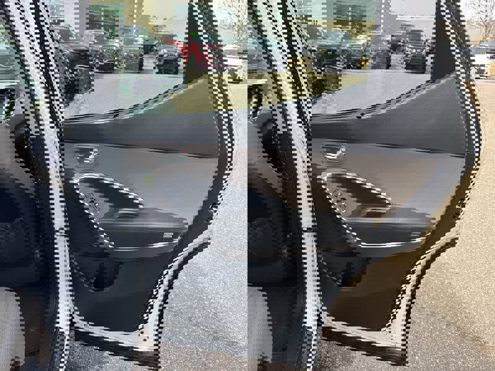 Used 2018 Hyundai Santa Fe Sport image 21