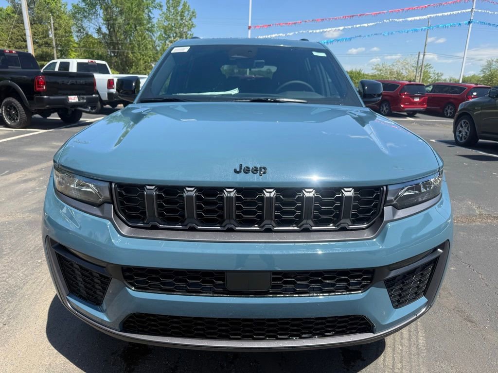 New 2026 Jeep Grand Cherokee L Limited AWD/4WD image 8
