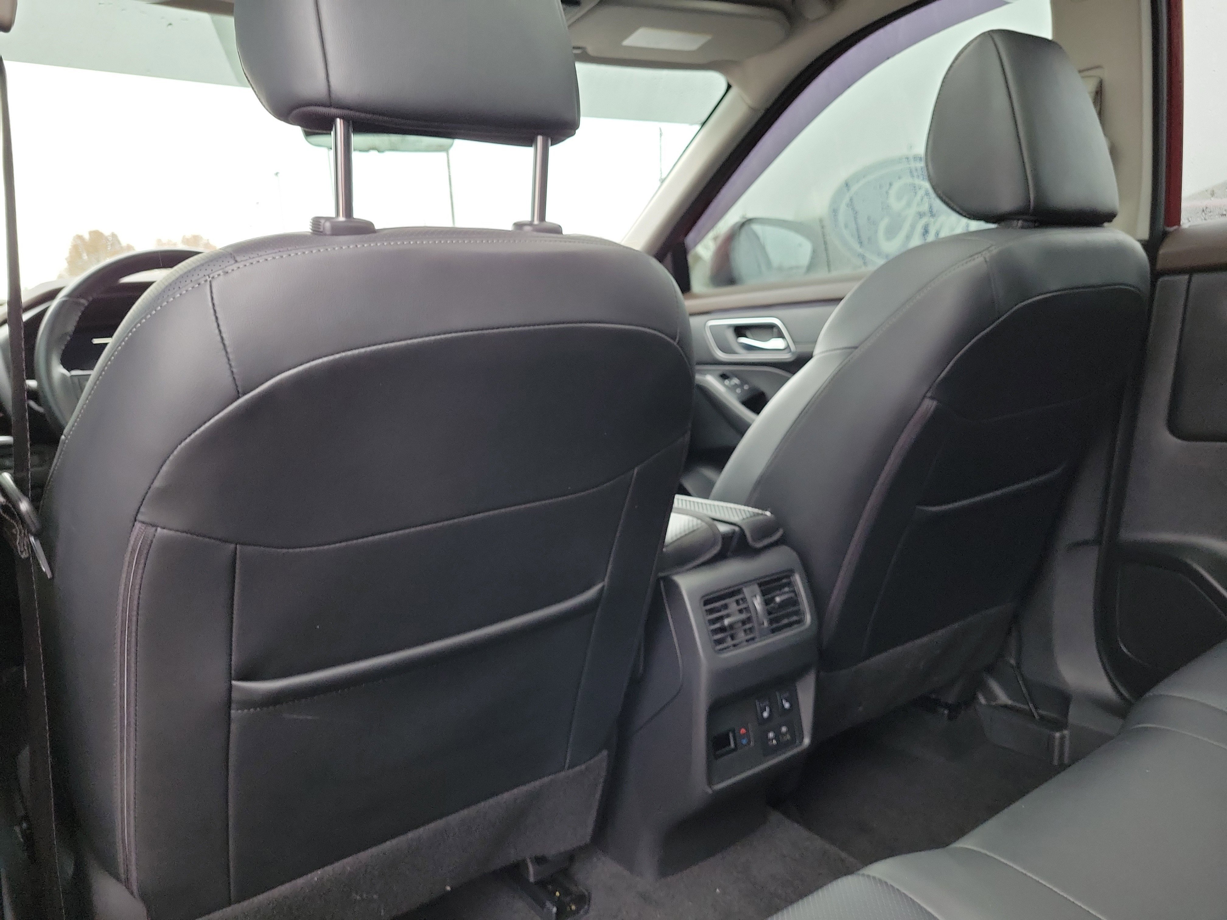 Used 2023 Nissan Rogue Platinum w/ Platinum Premium Package image 11