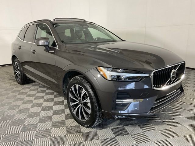 Certified 2023 Volvo XC60 B5 Core w/ Climate Package image 3