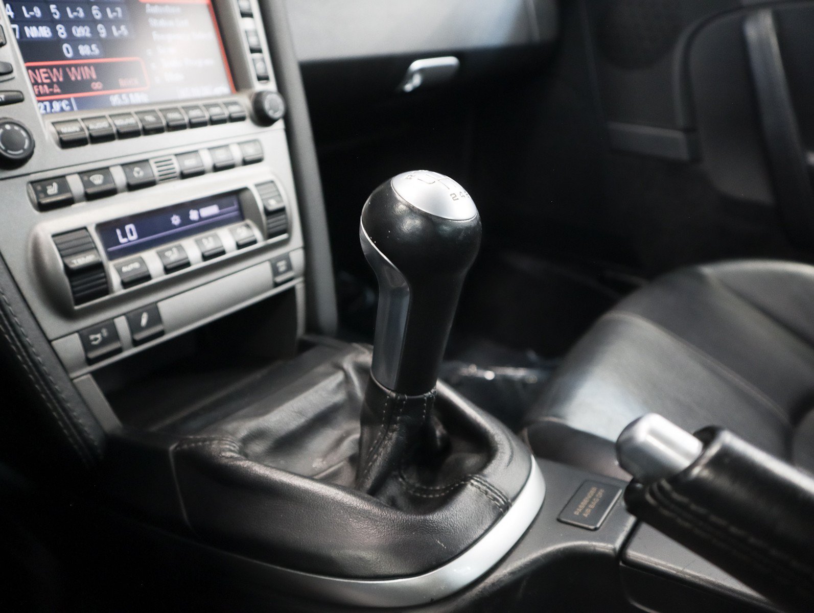 Used 2006 Porsche 911 Carrera 4S AWD/4WD image 18