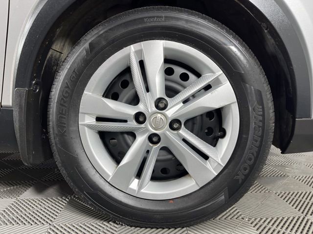 Used 2020 Nissan Kicks S w/ Interior Electronics Package image 14