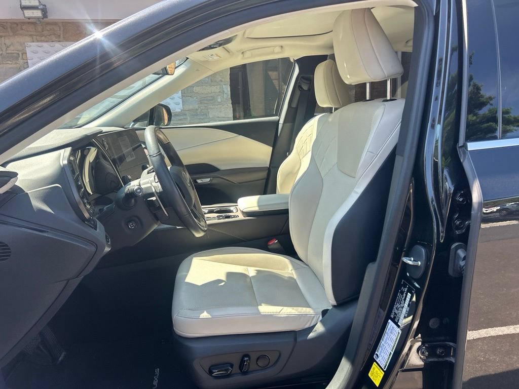 Used 2023 Lexus RX 350h w/ Accessory Package (K3) AWD/4WD image 14