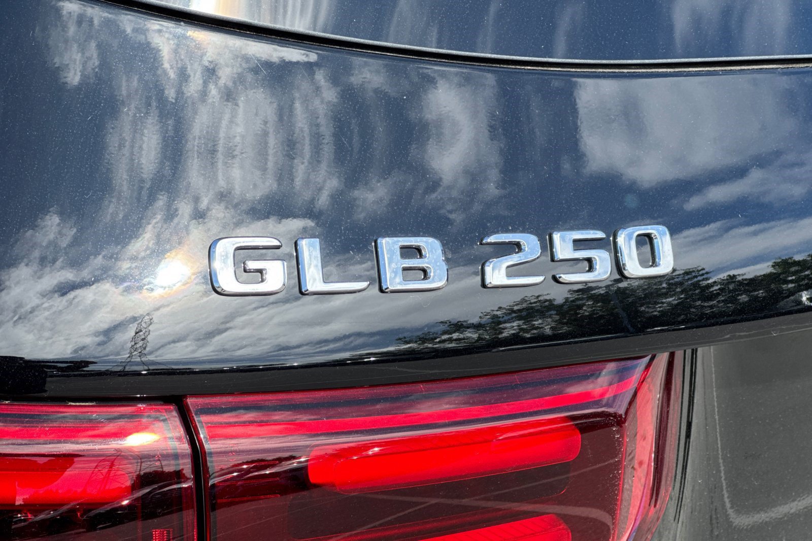 New 2026 Mercedes-Benz GLB 250 image 21