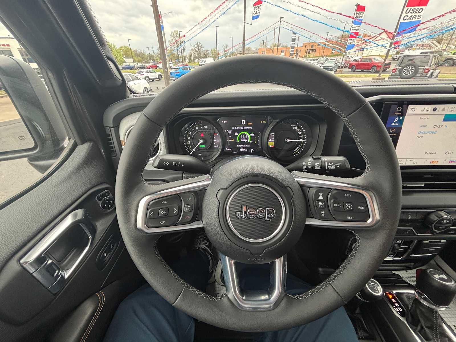 Used 2025 Jeep Wrangler Sahara image 20