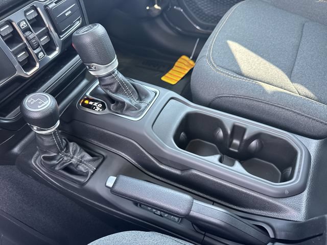 New 2026 Jeep Gladiator Sport AWD/4WD image 28