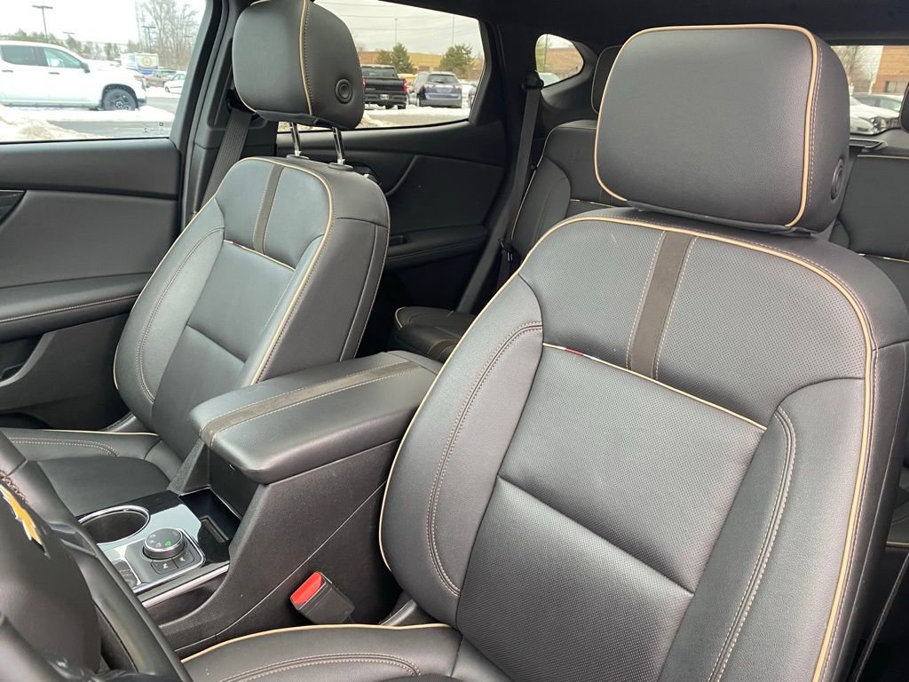Used 2023 Chevrolet Blazer Premier w/ Driver Confidence II Package image 13