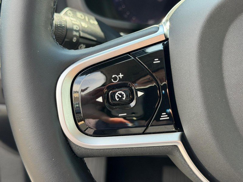 Certified 2025 Volvo S60 B5 Plus image 20