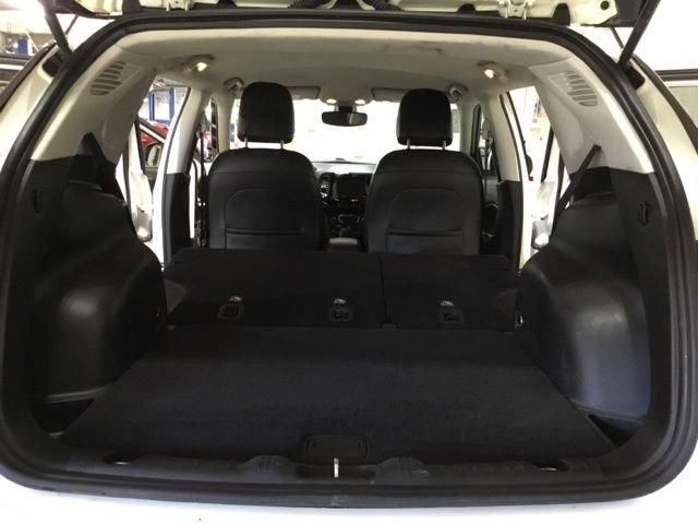 Used 2019 Jeep Compass Latitude AWD/4WD image 44