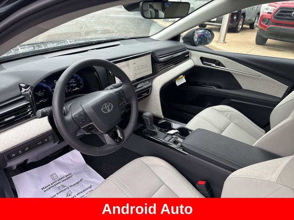 Used 2026 Toyota Camry XLE image 13