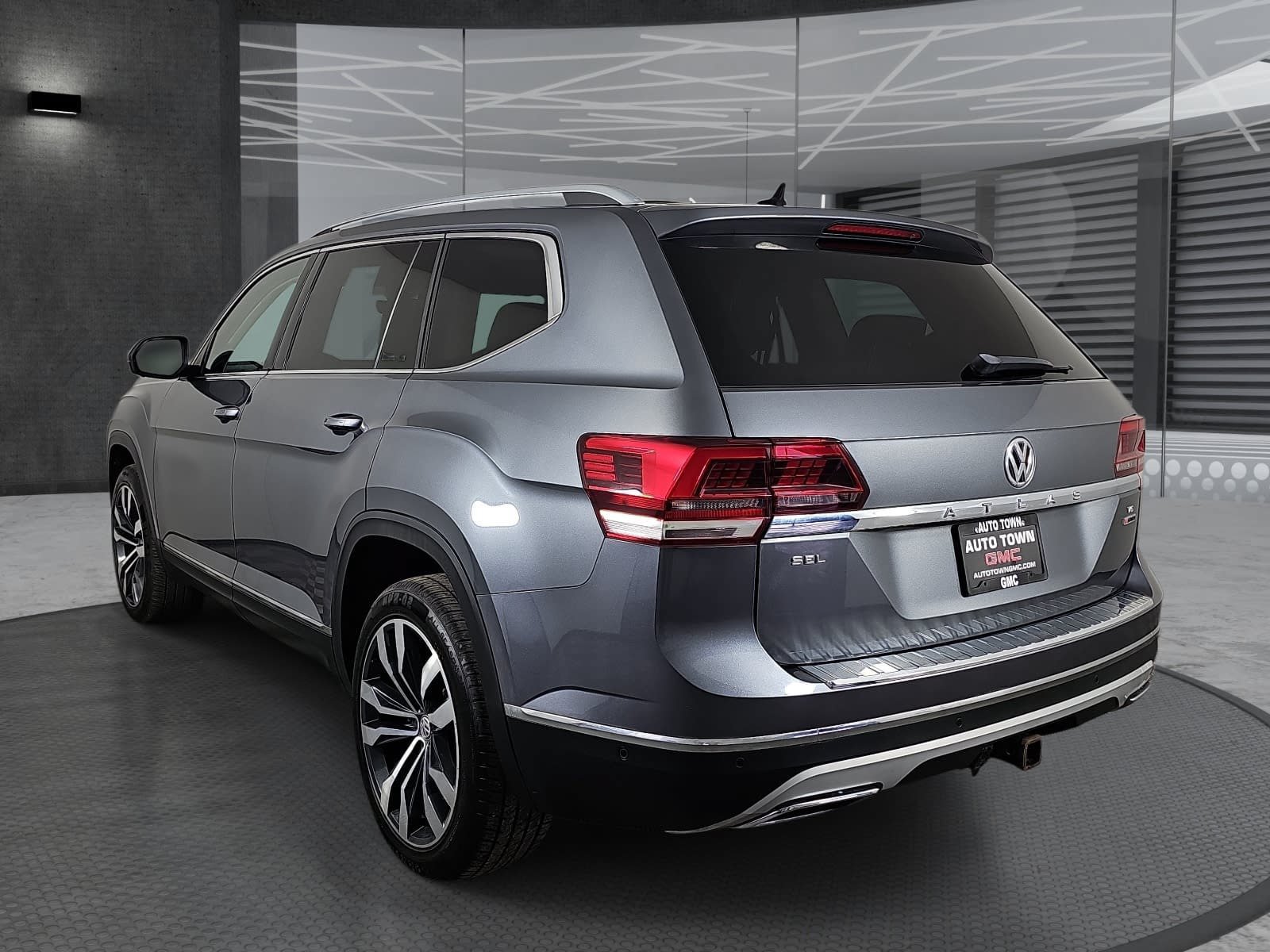 Used 2020 Volkswagen Atlas SEL R-Line AWD/4WD image 7