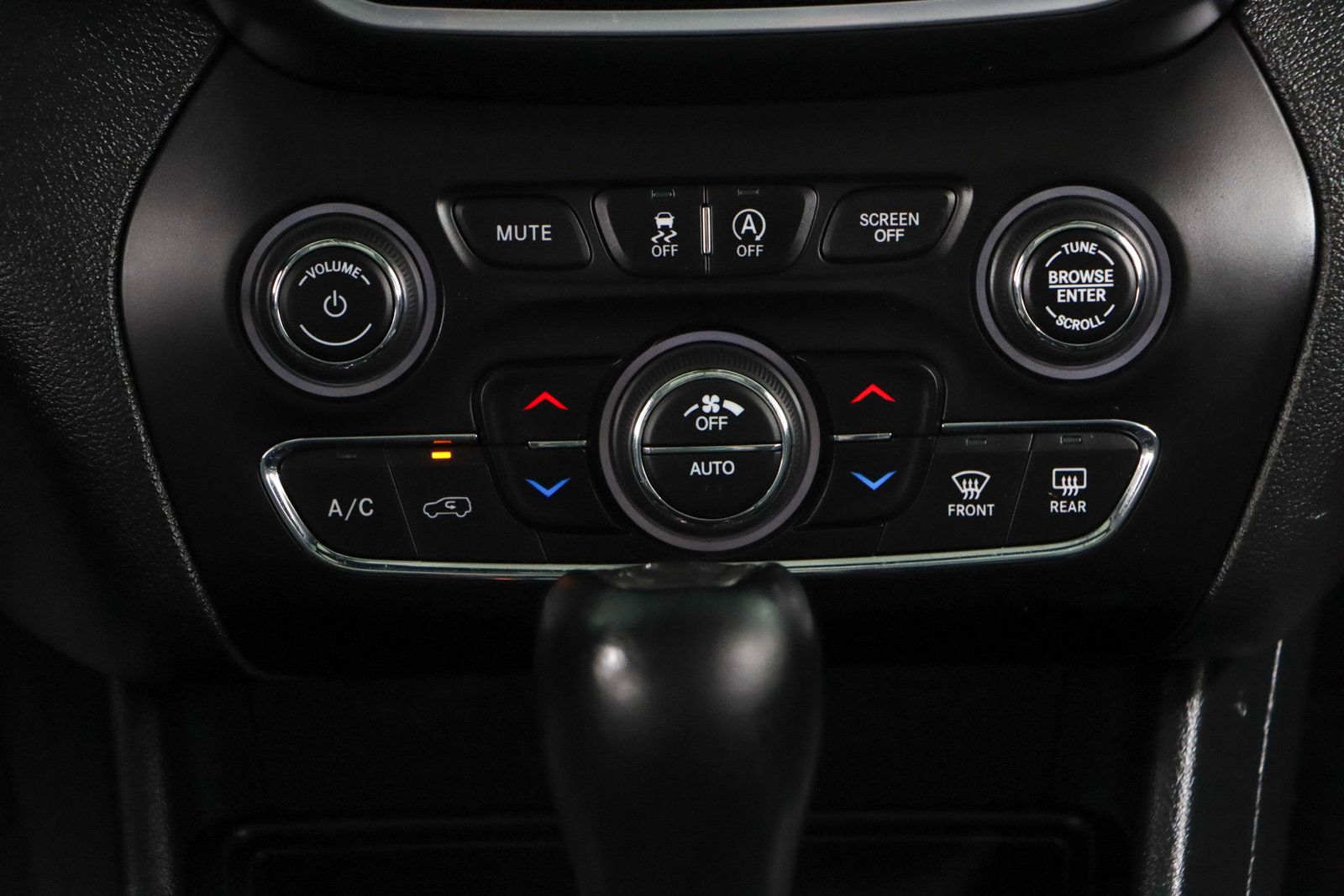 Used 2022 Jeep Cherokee Limited w/ Sun & Sound Group image 20