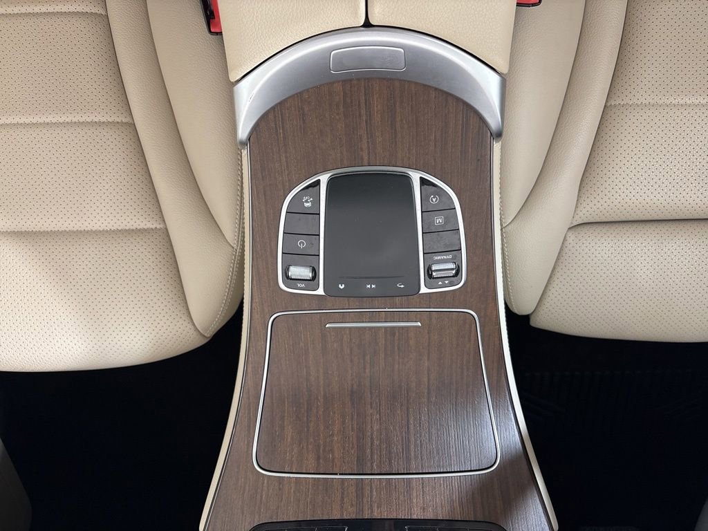 Used 2020 Mercedes-Benz GLC 300 4MATIC w/ Premium Package image 26