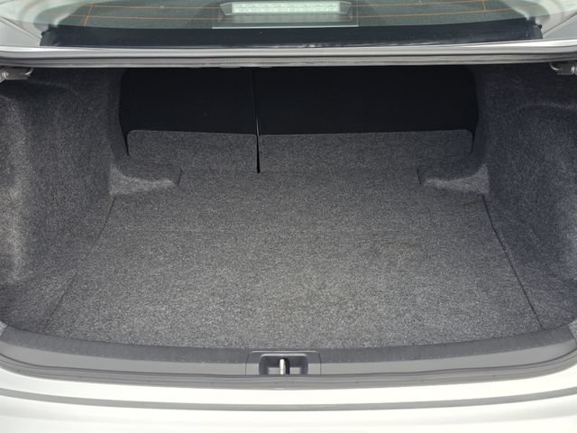 Used 2026 Toyota Corolla LE FWD image 12