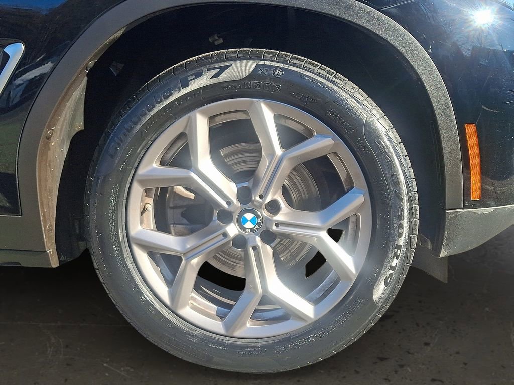 Used 2023 BMW X3 xDrive30i w/ Premium Package w/ZPA image 9