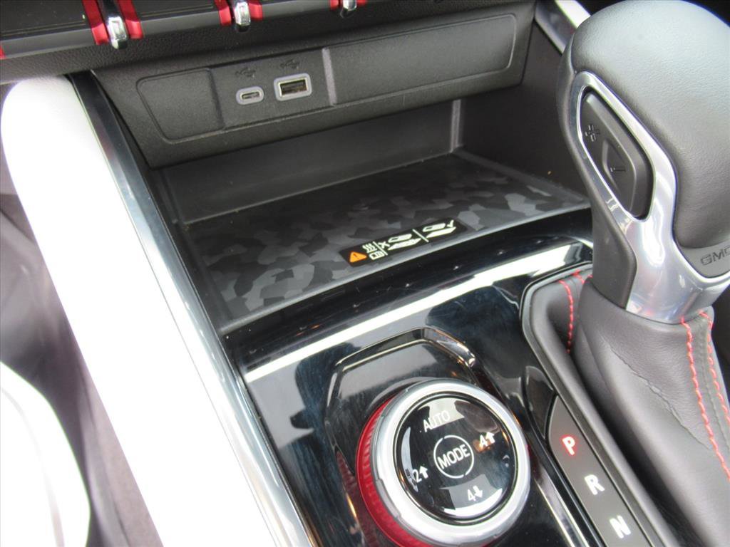 Used 2024 GMC Canyon AT4X w/ AT4X AEV Edition AWD/4WD image 25