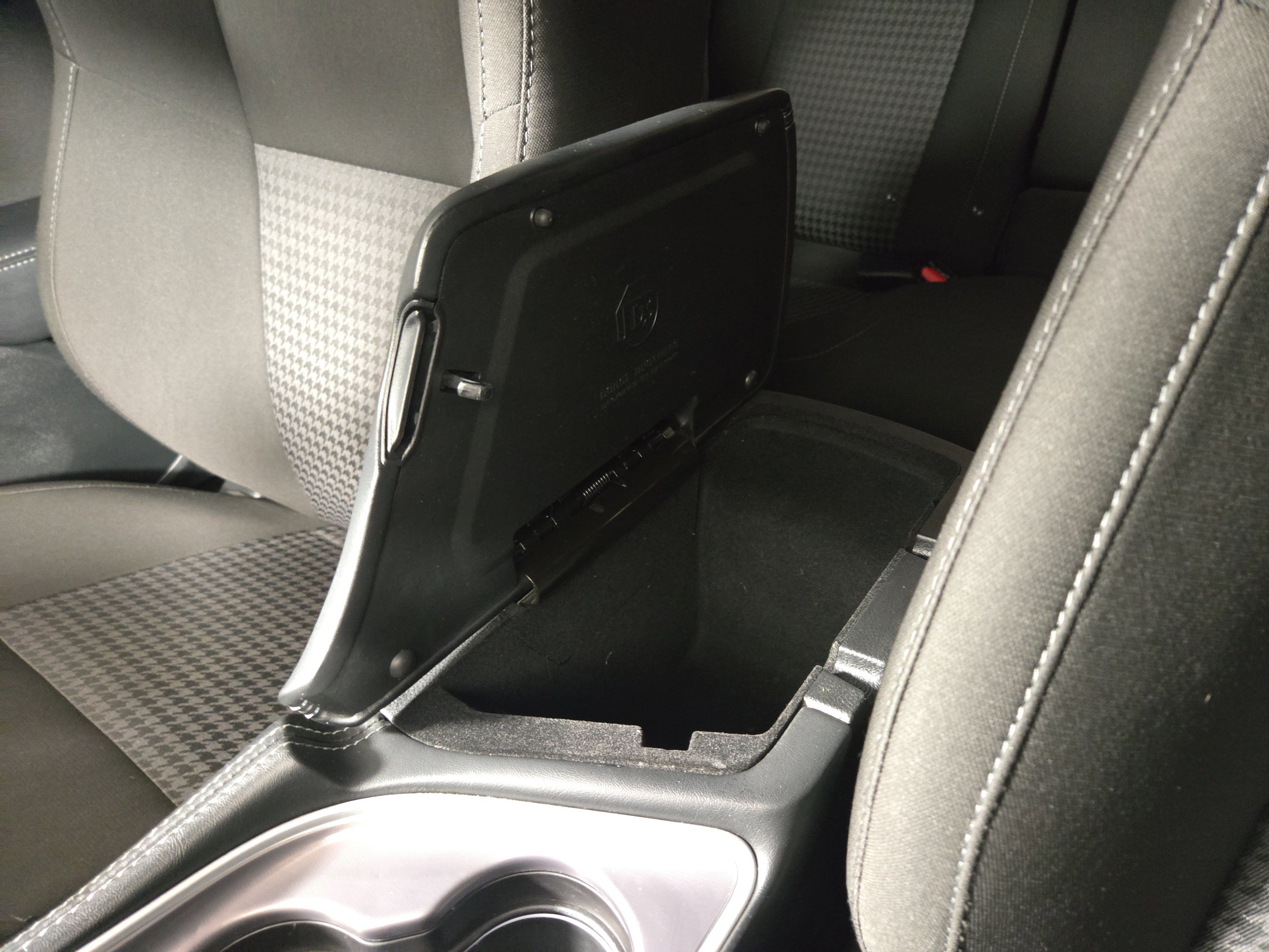 Certified 2022 Dodge Challenger GT w/ Blacktop Package image 28