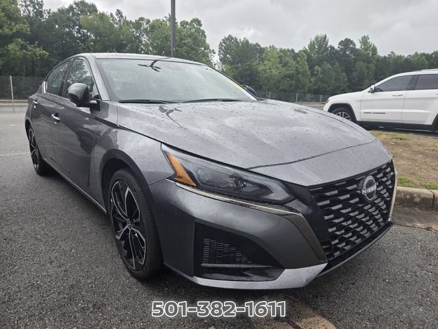 Used 2025 Nissan Altima 2.5 SR FWD image 7