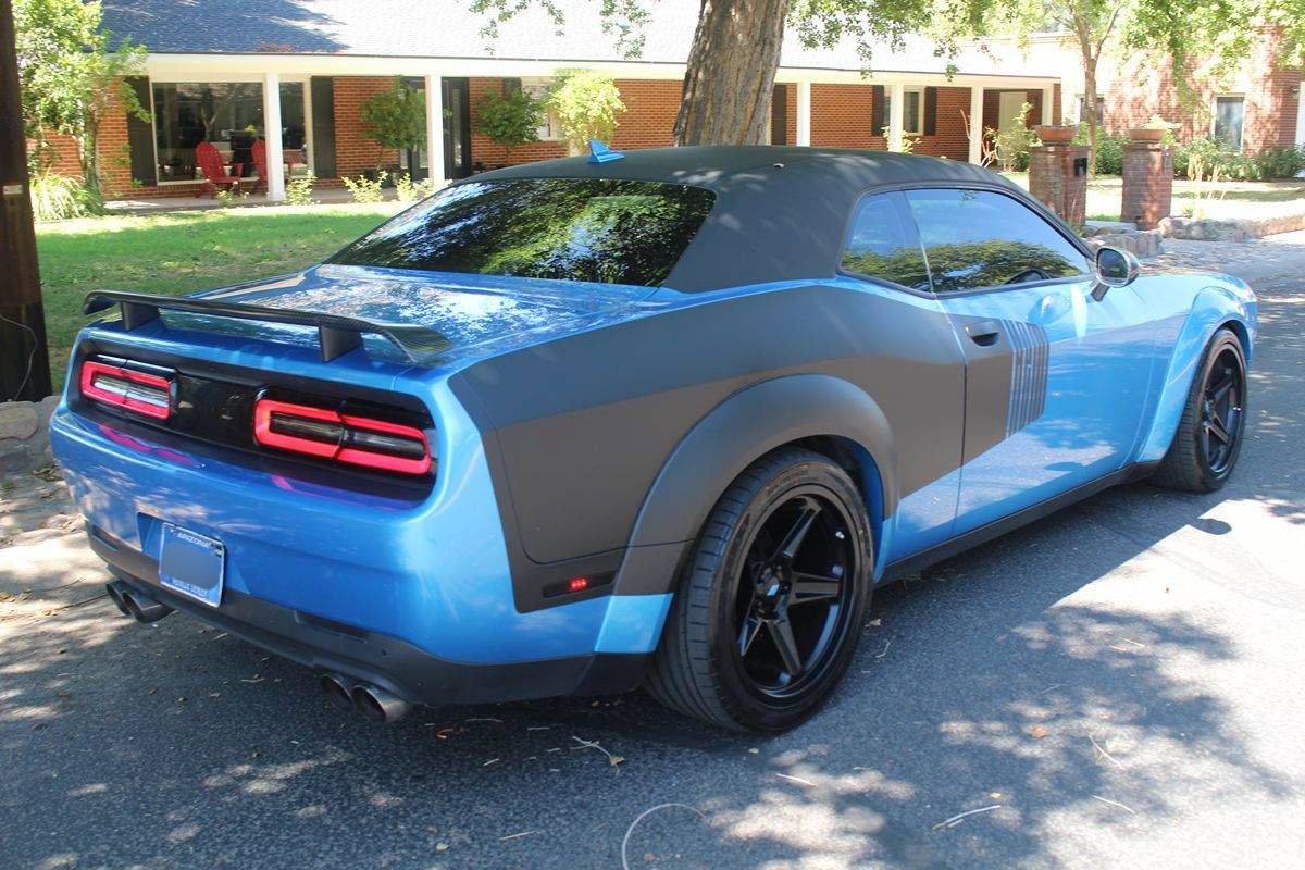 Used 2016 Dodge Challenger R/T Scat Pack RWD image 6
