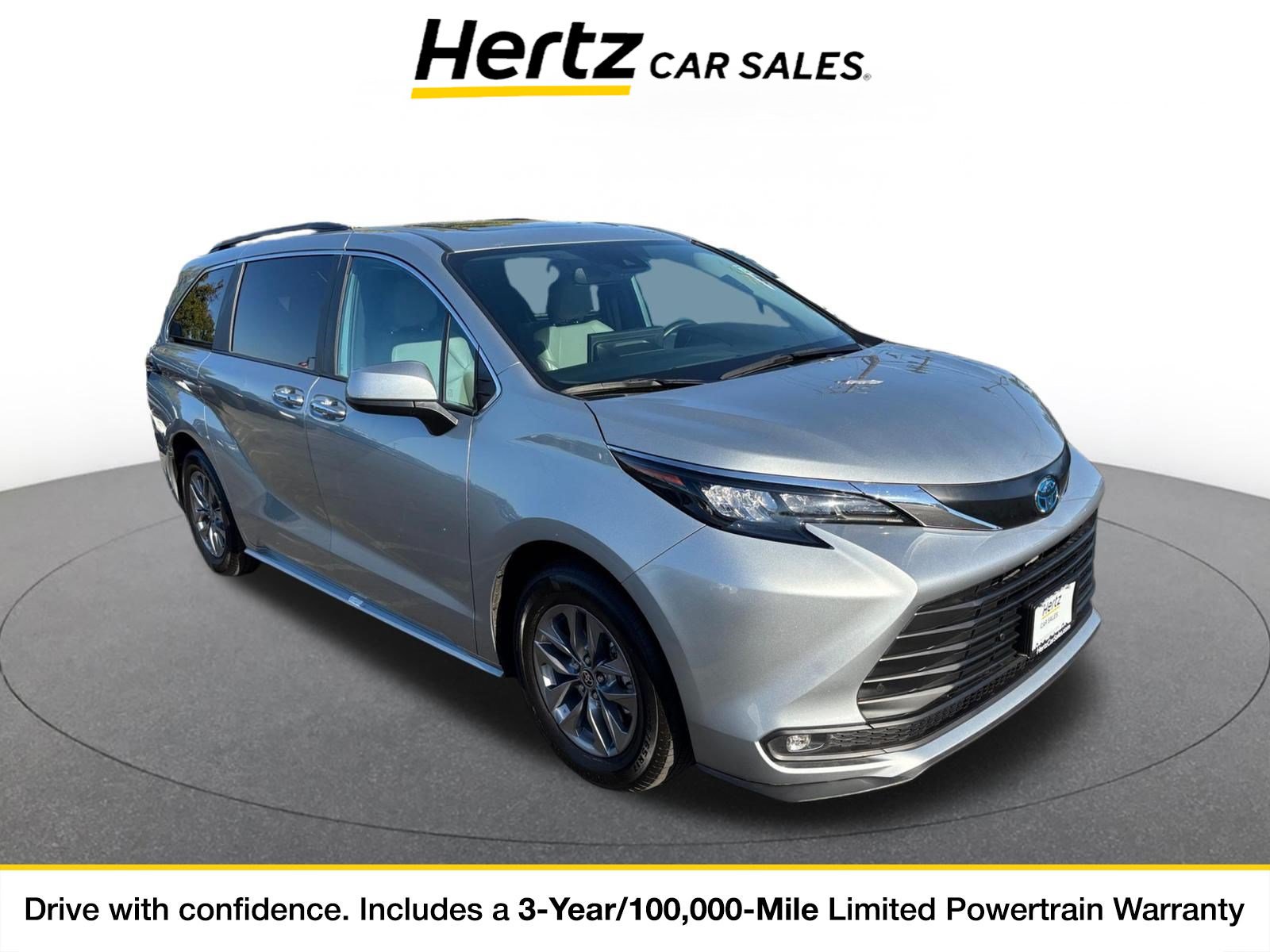 Used 2025 Toyota Sienna XLE