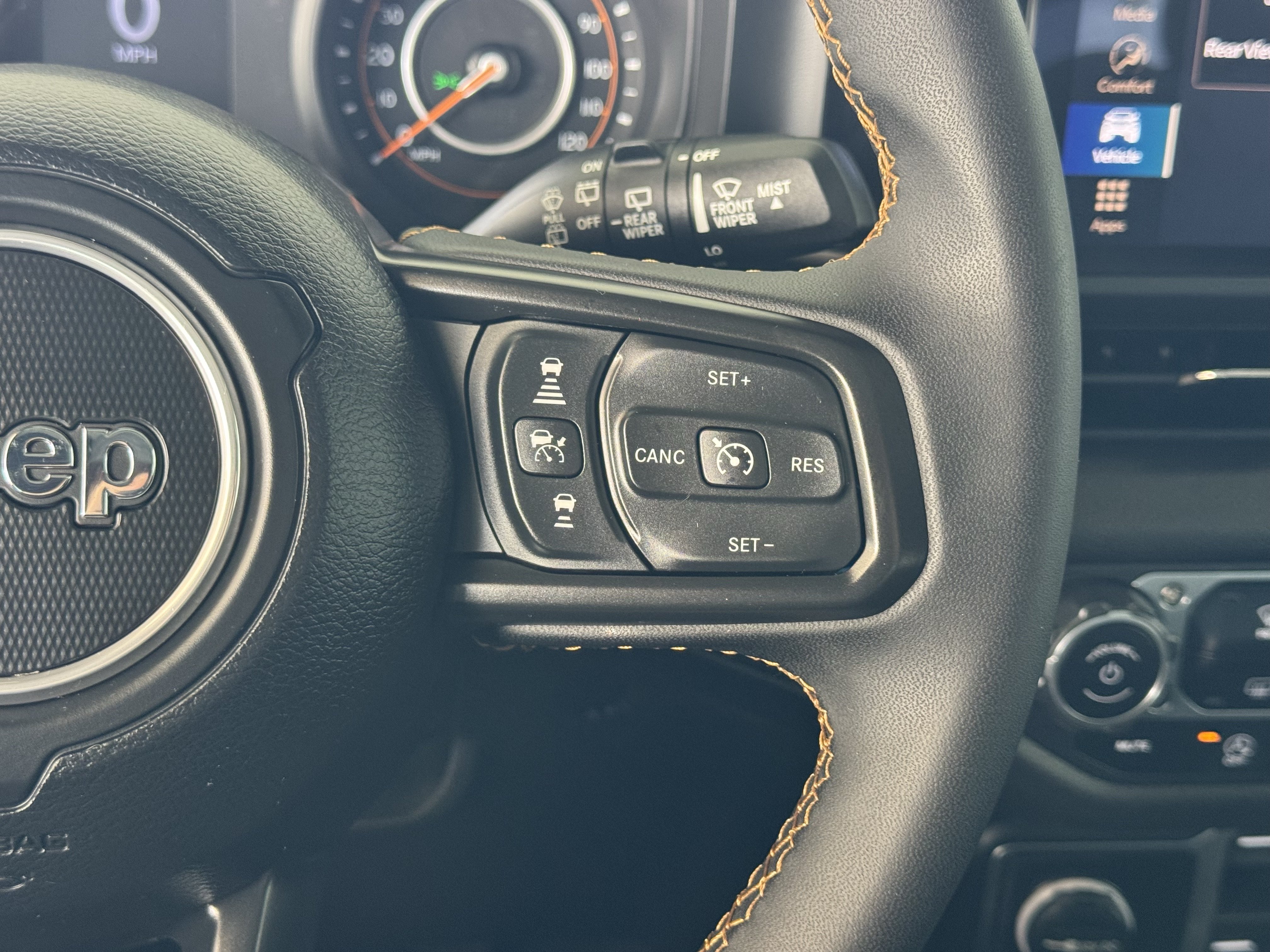 Used 2024 Jeep Wrangler Unlimited Sport AWD/4WD image 33
