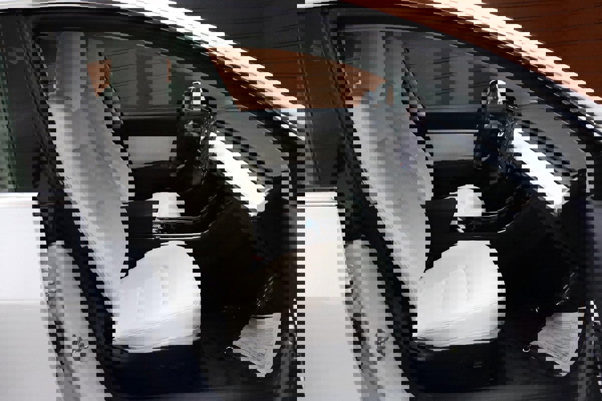 Used 2020 Tesla Model 3 Performance image 55