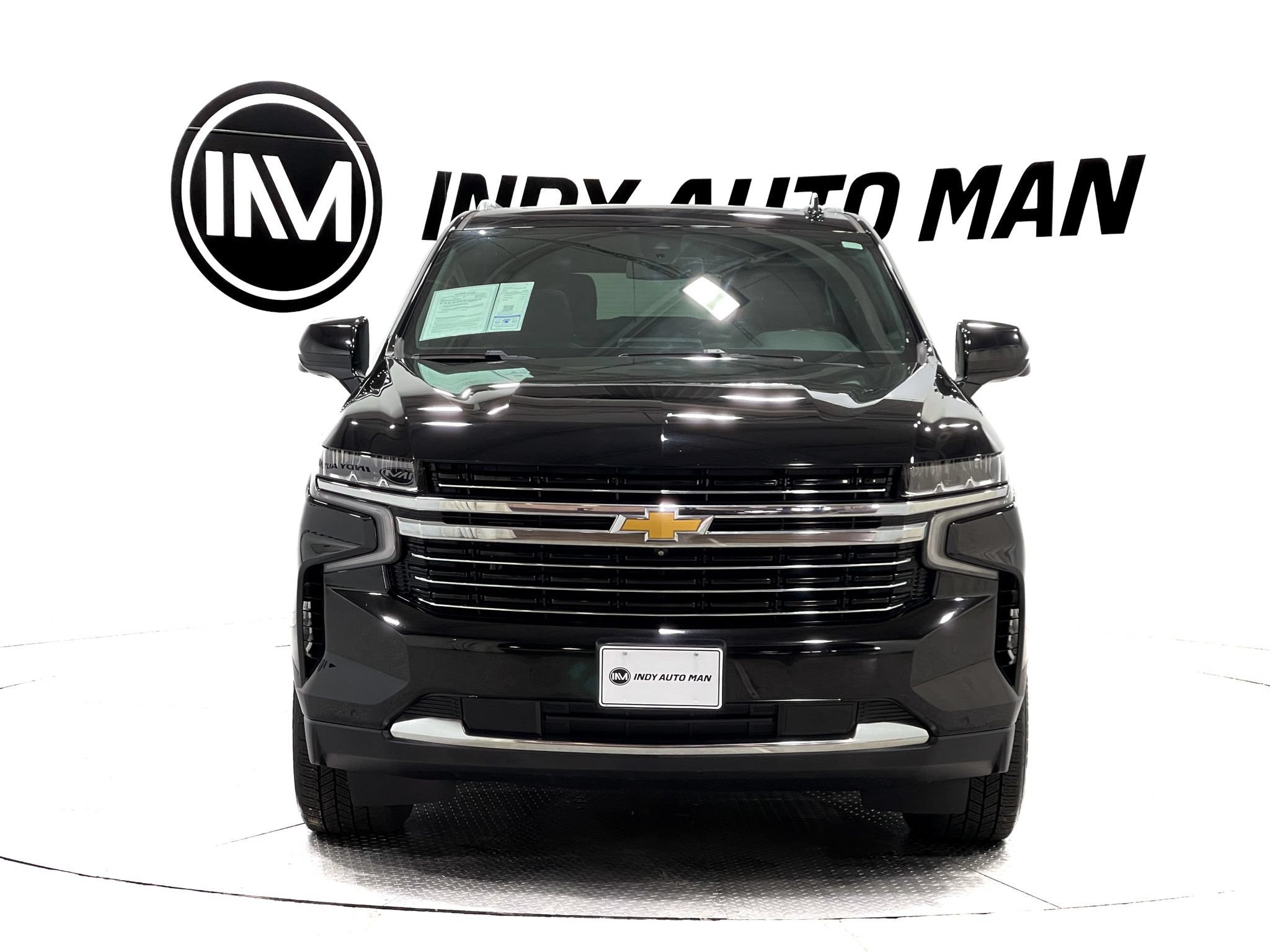 Used 2021 Chevrolet Suburban LT w/ LT Signature Package AWD/4WD image 9